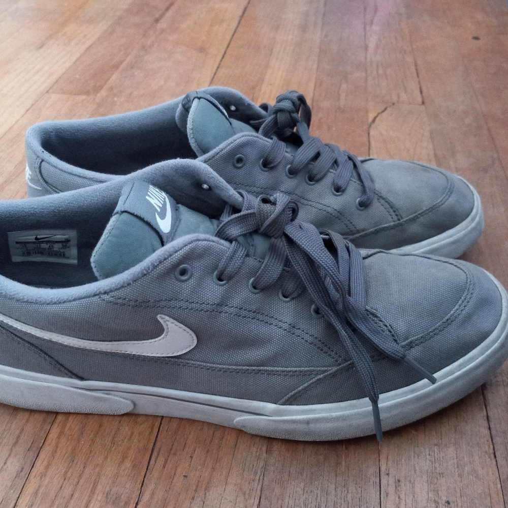 Nike Low Tops